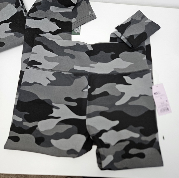Wild Fable Camouflage Leggings Set Of 2 Black and Gray - Picture 6 of 7